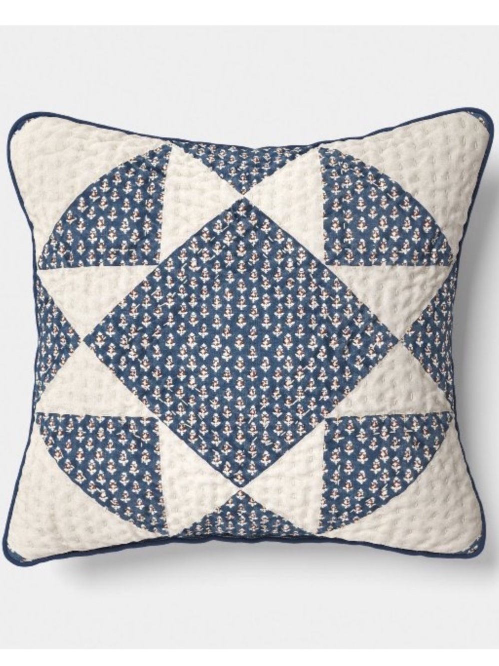 THRESHOLD NWT Square Patchwork Quilted Indoor Throw Pillow with Floral Reverse